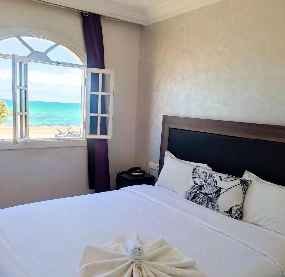 هتل Amwaj