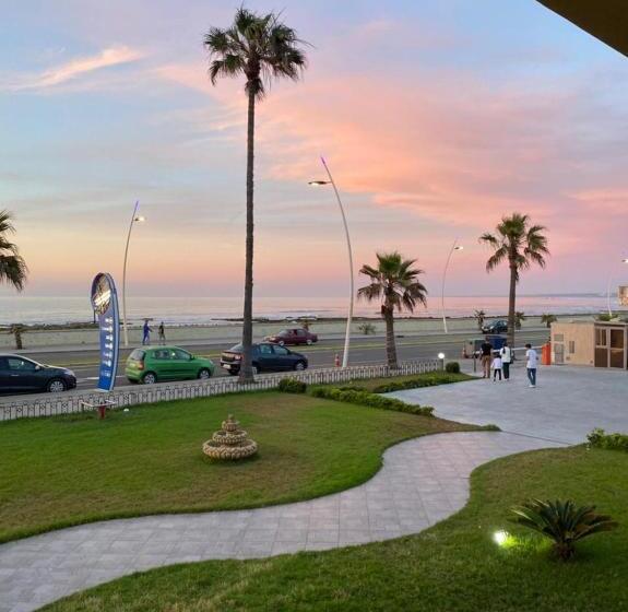 هتل Amwaj