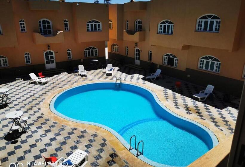 هتل Amwaj