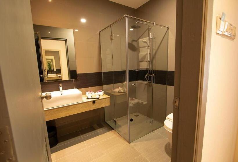 Az Hotel & Serviced Apartments