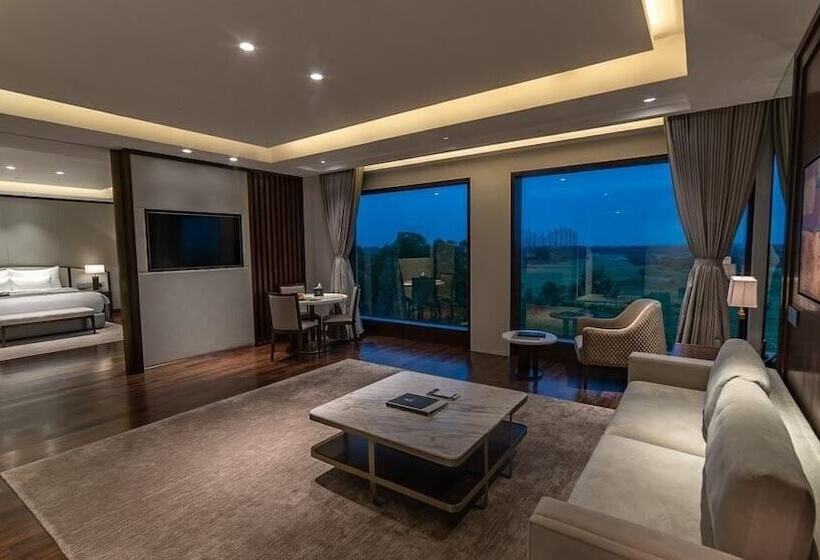 هتل Belvedere Golf & Country Club