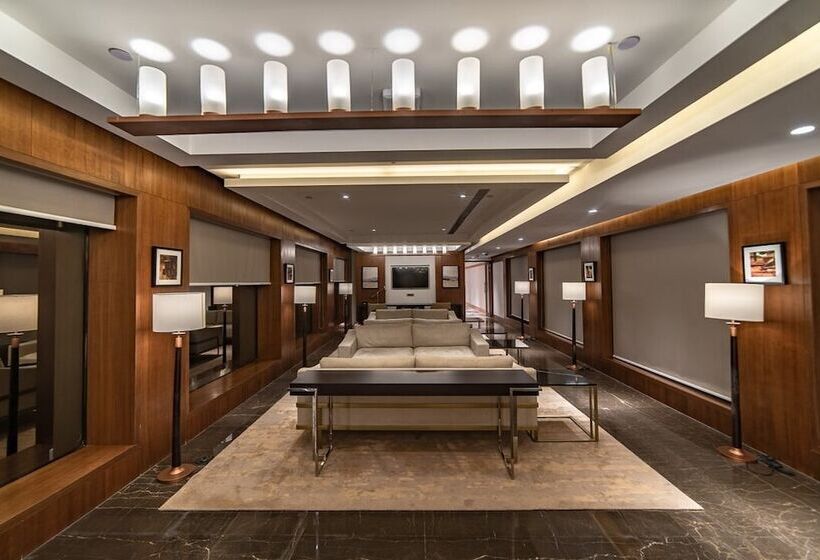 هتل Belvedere Golf & Country Club