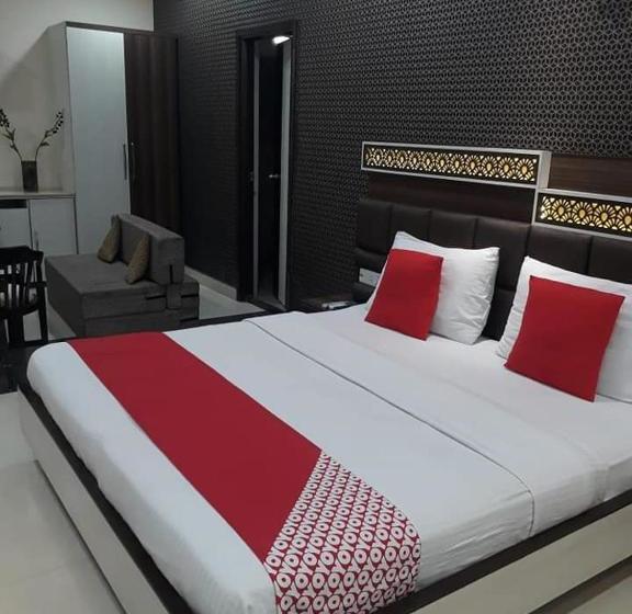 בית מלון כפרי C M Plaza