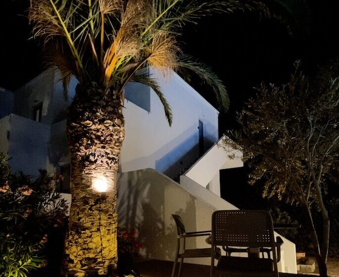 هتل Hermoso Luxury Suites