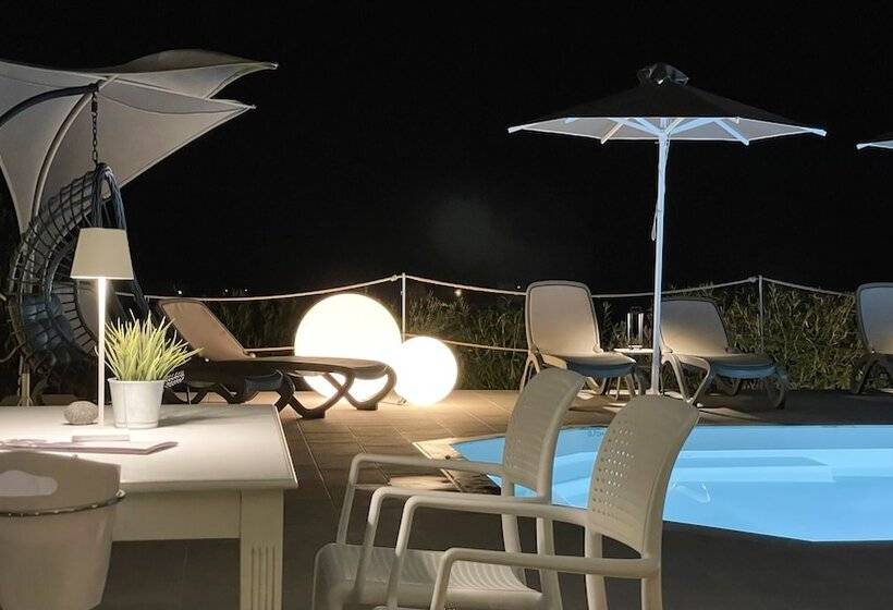 هتل Hermoso Luxury Suites