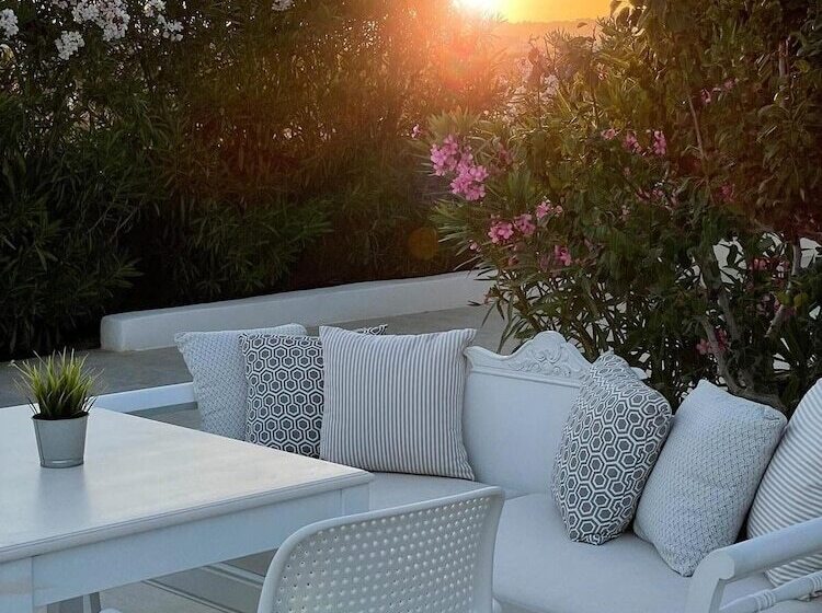 هتل Hermoso Luxury Suites