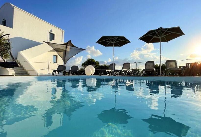 هتل Hermoso Luxury Suites