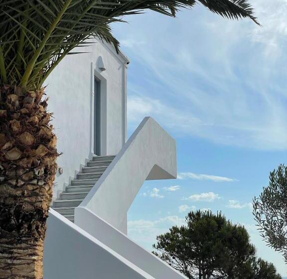 هتل Hermoso Luxury Suites