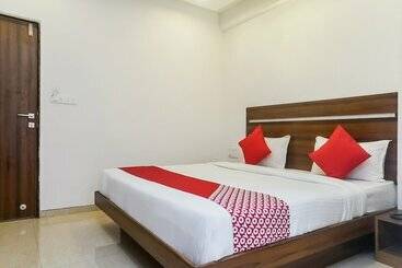 هتل Kohinoor Plaza By Oyo Rooms