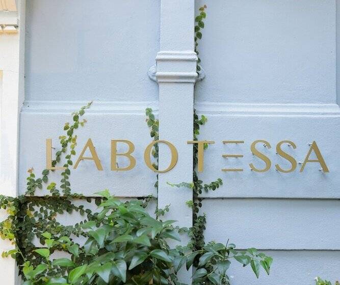هتل Labotessa Luxury Boutique