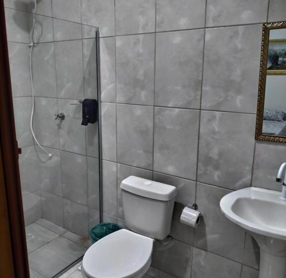 هتل Pousada Na Praia Ubatuba