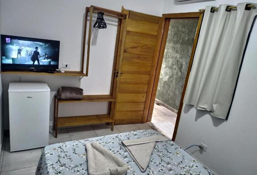هتل Pousada Na Praia Ubatuba
