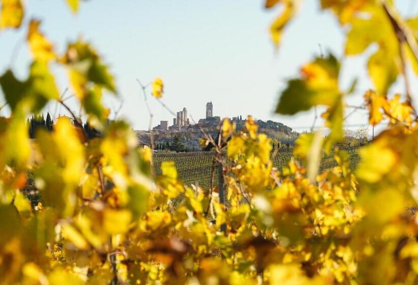 فندق ريفى Locanda Dei Logi