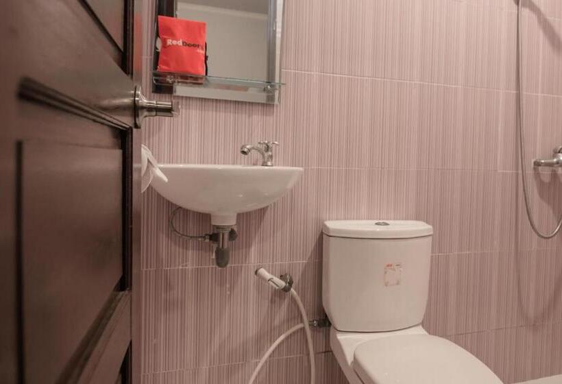 پانسیون Reddoorz Syariah Plus @ Banjarbaru