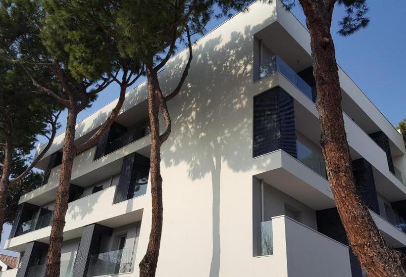 Residence Filmare