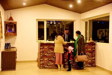 استراحتگاه Sunita Corbett Retreat By Opensky