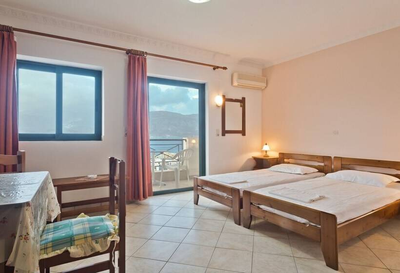 Gorgona Blue Studiο