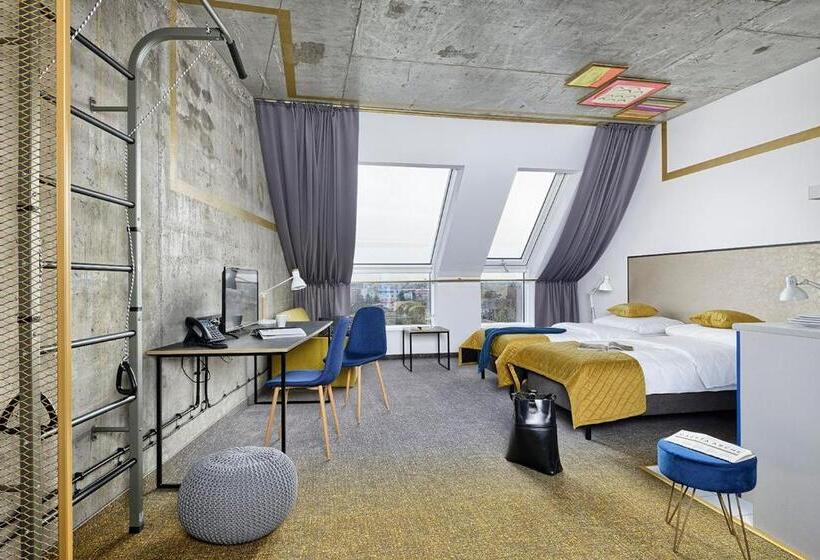 هتل Arche Geologiczna