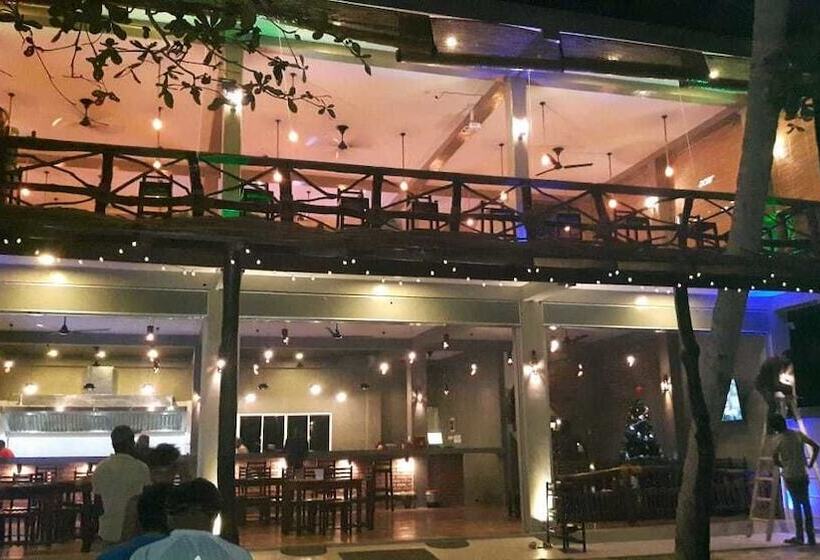 هتل Chill Bay Weligama