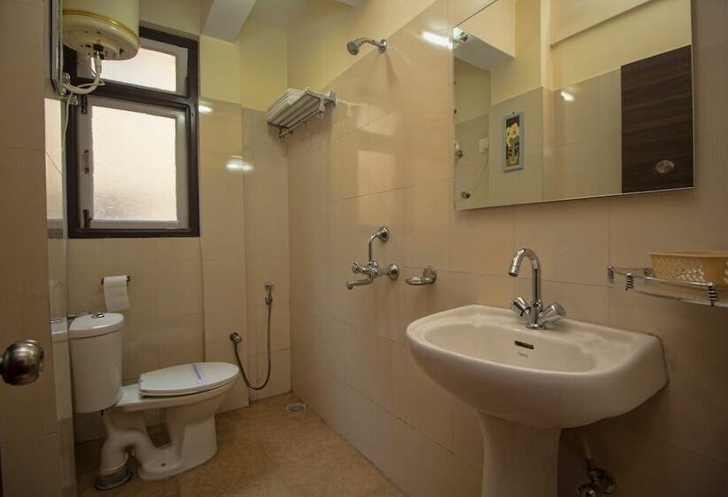 هتل O Kshounish Residency