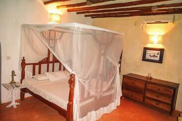 مسافرخانه Cestlavie Resort And Spa