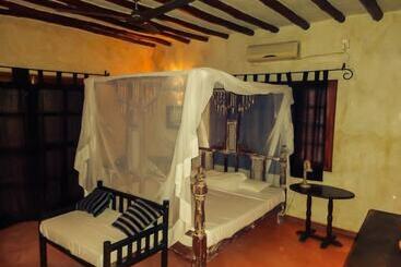 مسافرخانه Cestlavie Resort And Spa