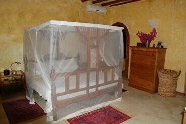 مسافرخانه Cestlavie Resort And Spa