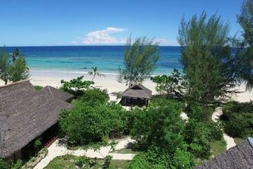 هتل Naturalia Lodge