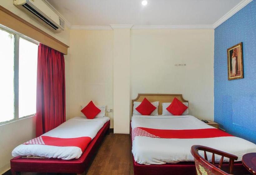 هتل O Luxury Villas Near Begumpet Airport
