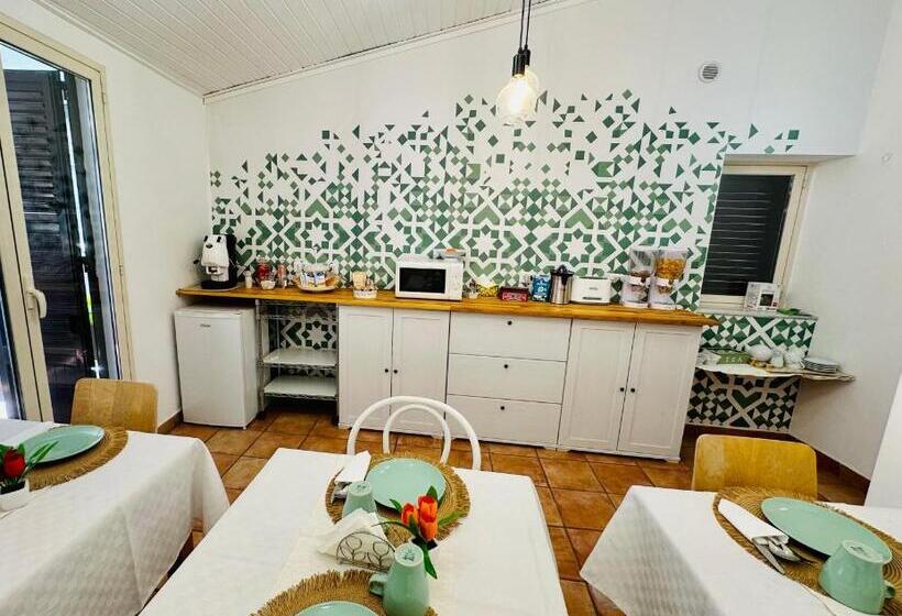 تختخواب و صبحانه Casa Lilla