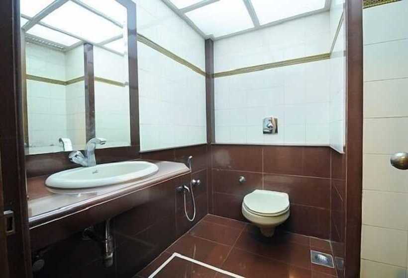 בית מלון כפרי Dwaraka Residency