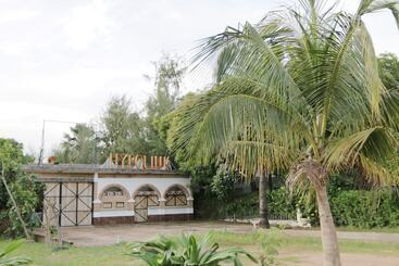 Hypolink Village