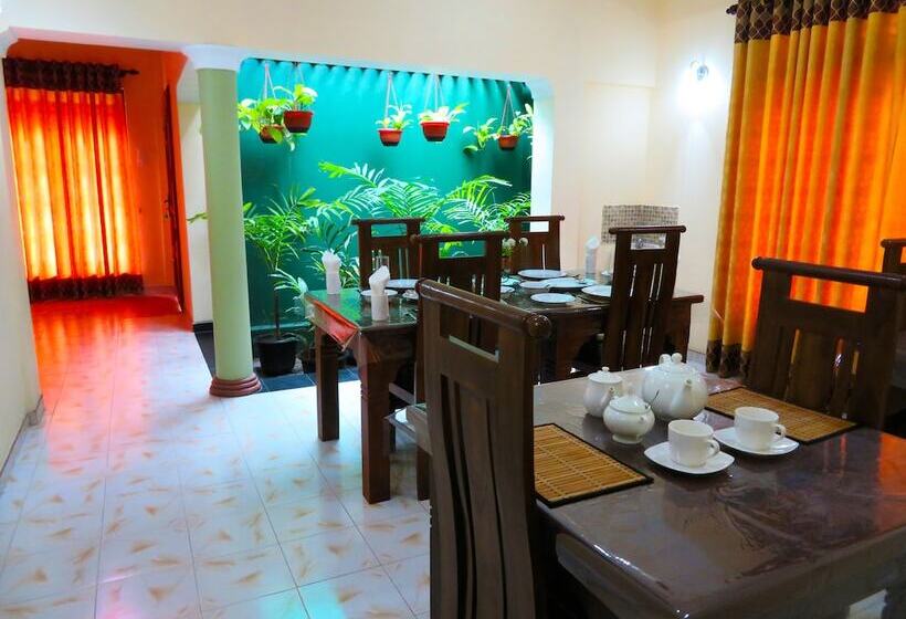 پانسیون Stream View Family Resort