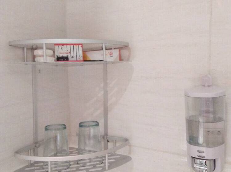 هتل Central Front One Inn Jakarta Airport