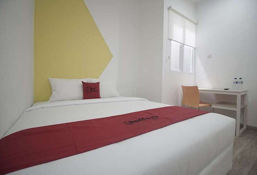 هتل Reddoorz Plus @ Catania Lrt Cinde Palembang