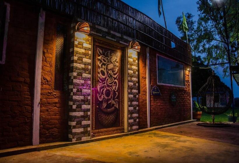 فندق The Timber Garden Adventure Club