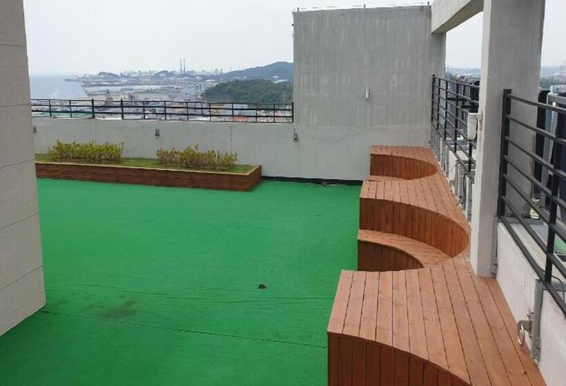 فندق Westernbay Marina