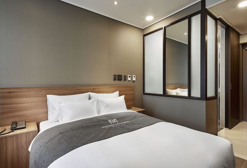 فندق Westernbay Marina