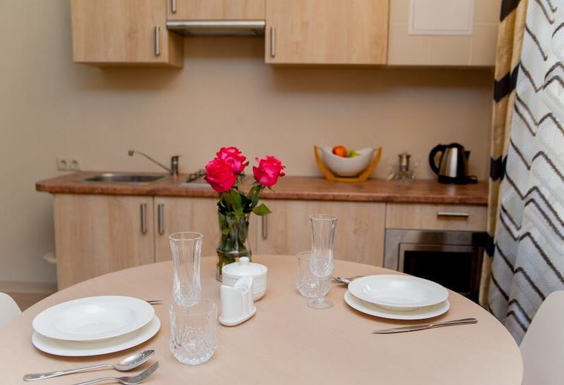 Modern History Apartments