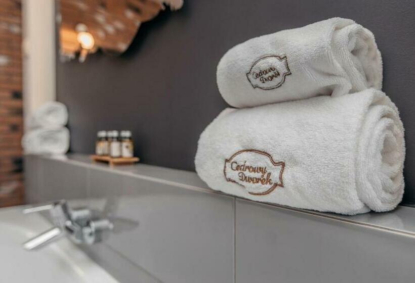 膳宿费 Cedrowy Dworek