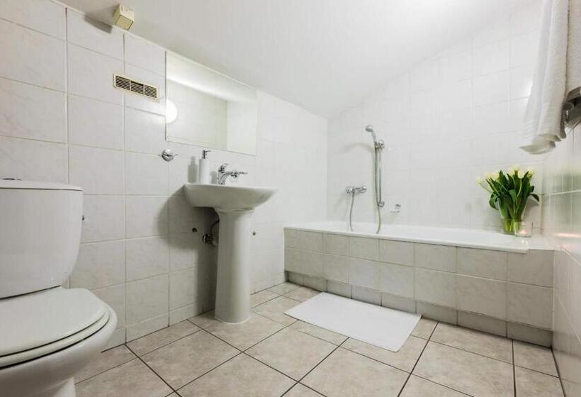 پانسیون Liberta Inn   Pokoje Gościnne