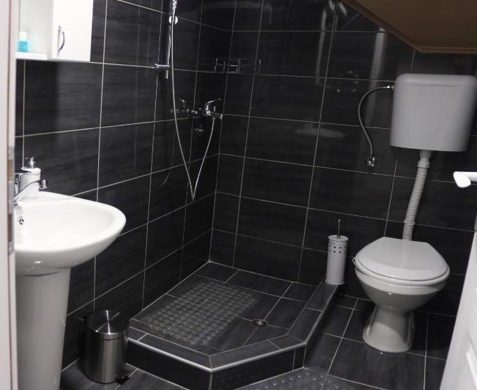 پانسیون Smeštaj Olivera Niška Banja