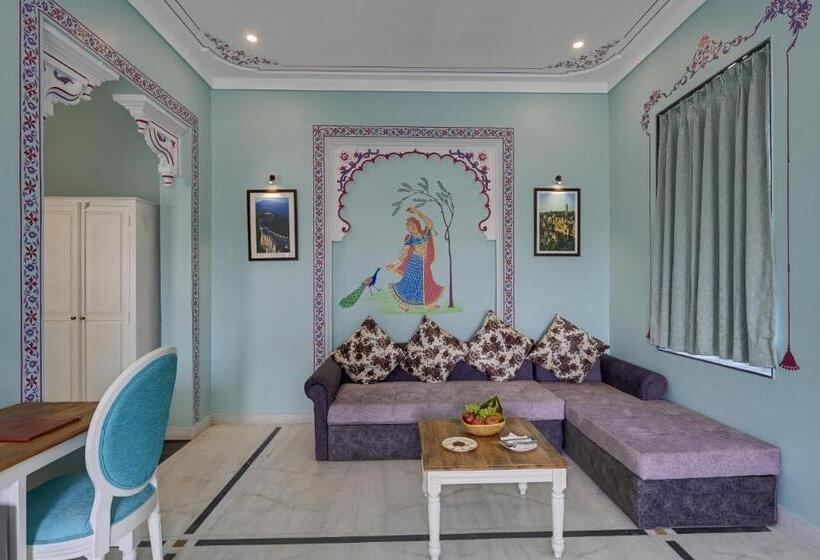 The Everest Hill Resort