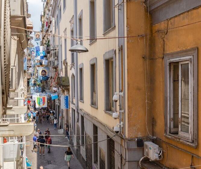 تختخواب و صبحانه Napoli Napoli Rooms