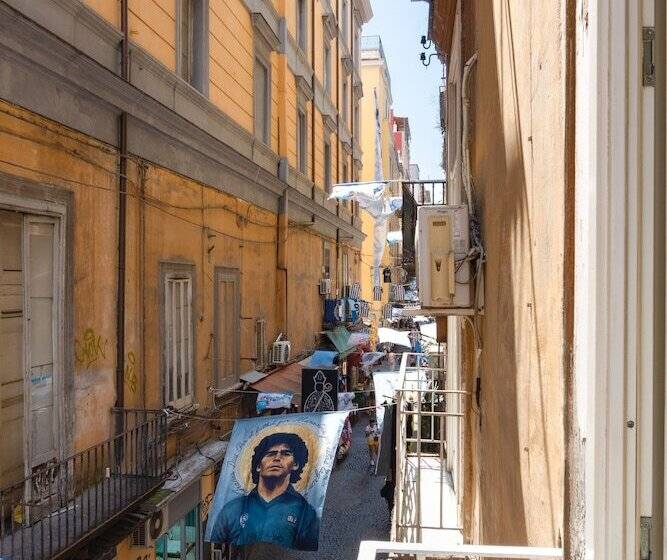 تختخواب و صبحانه Napoli Napoli Rooms