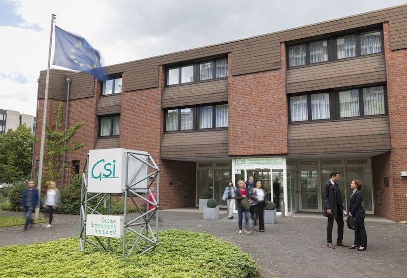 هتل Gustavstresemanninstitut