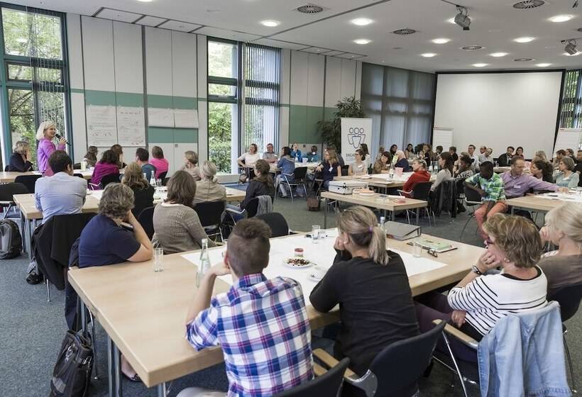 هتل Gustavstresemanninstitut