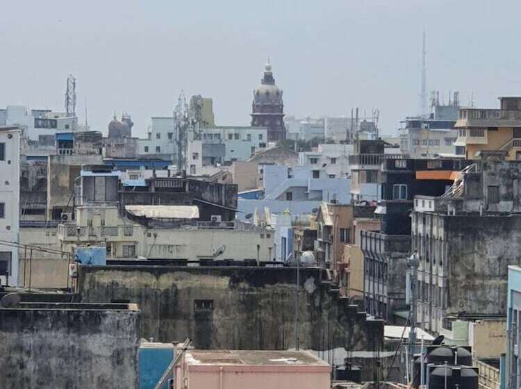 هتل Sm Mansion Near Harbour & High Court