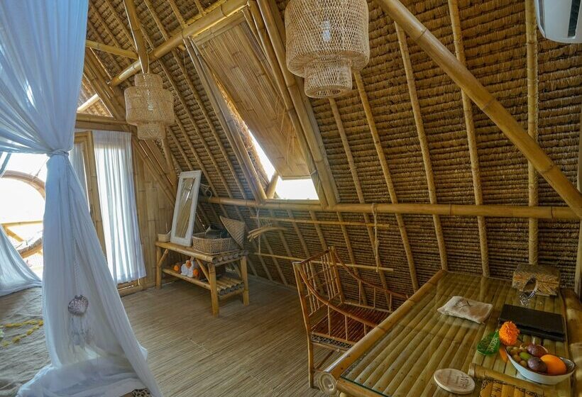 هتل Toraja Bambu