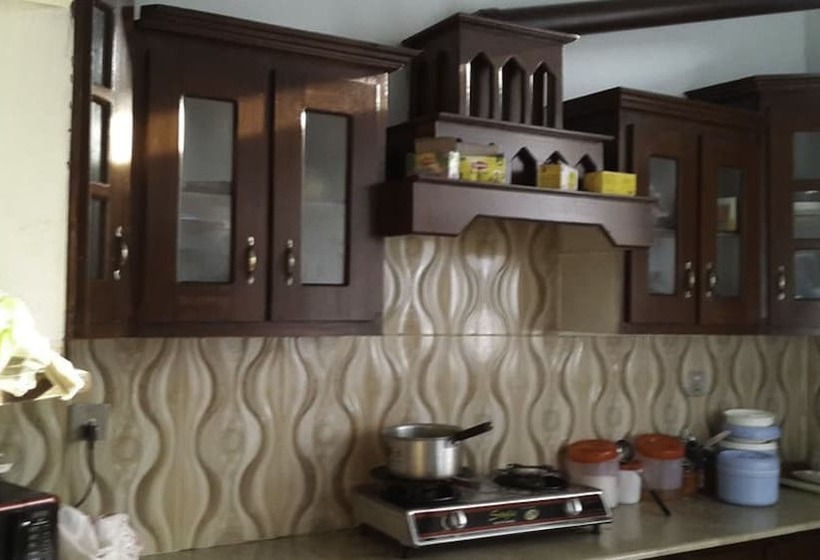 هتل Tulip Guest House